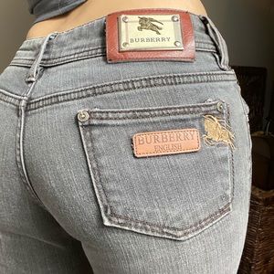 Burberry jeans size 2